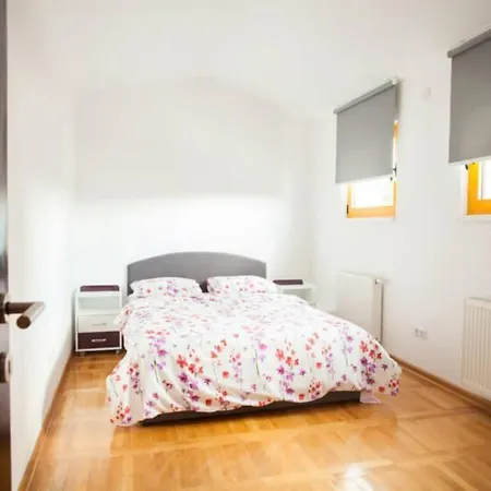 Skend Apartamento